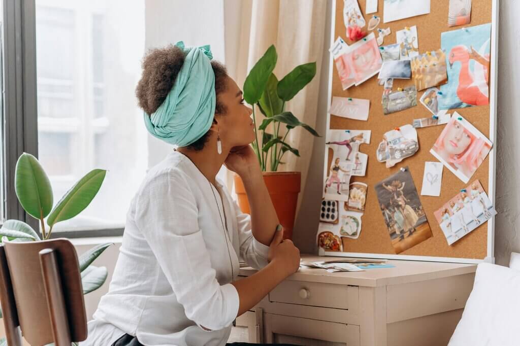 How to Become a Certified Vision Board Coach and Empower Others to Manifest Their Dreams